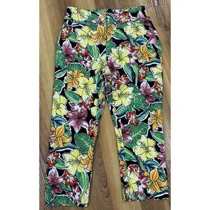 Attyre Woman’s Sz 4 P Petite Floral Capri Pants Stretch  20 ” L Colorful
